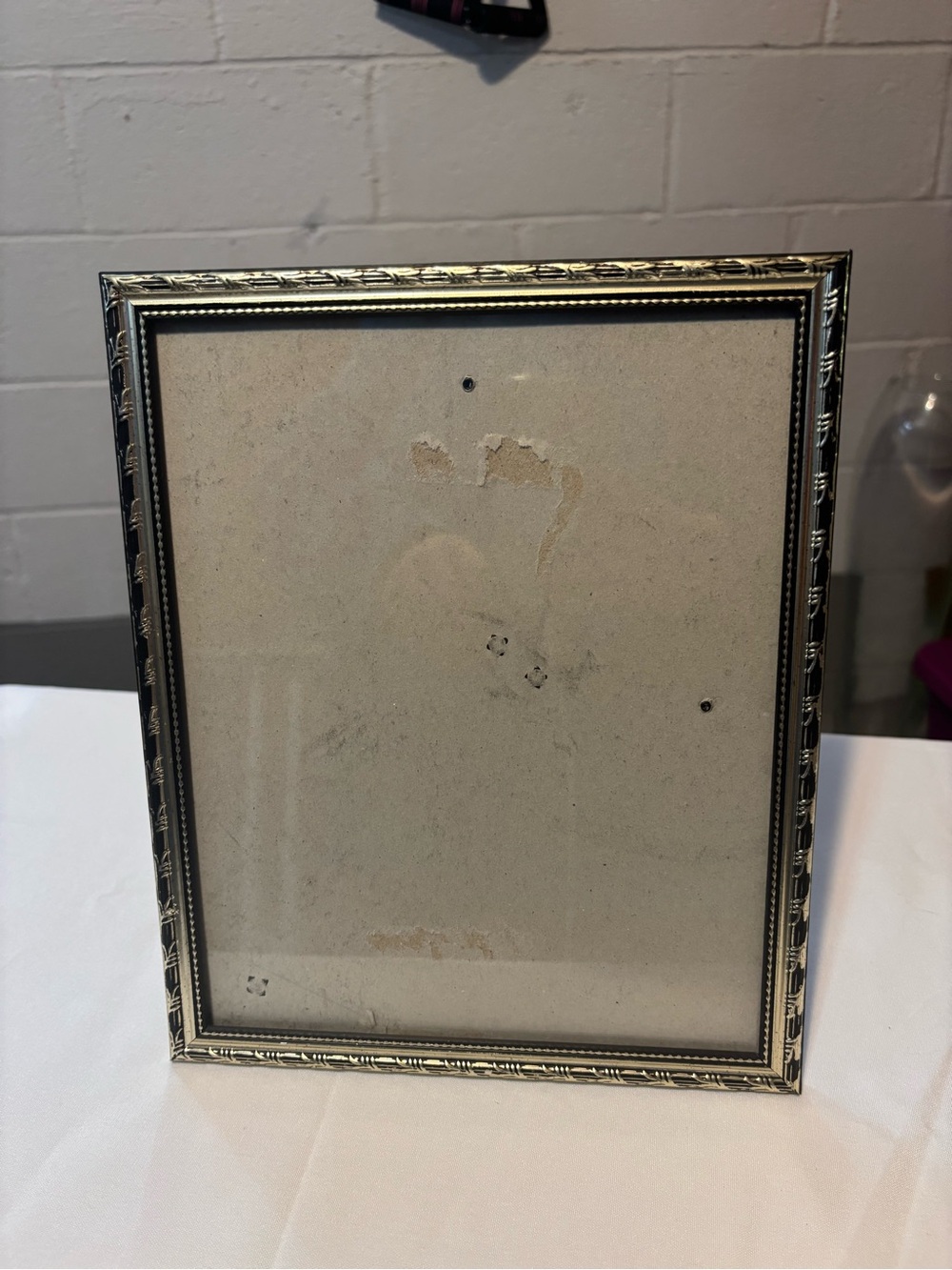 Classic Decorative Photo Frame in Metallic Silver